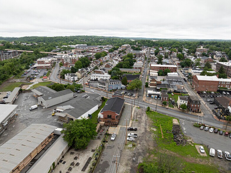More Photos Of 425 Bridge St, Phoenixville Freestanding For Sale