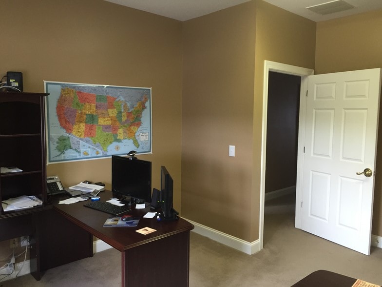 More Photos Of 106 Colony Park Dr, Cumming Office Residential For Lease