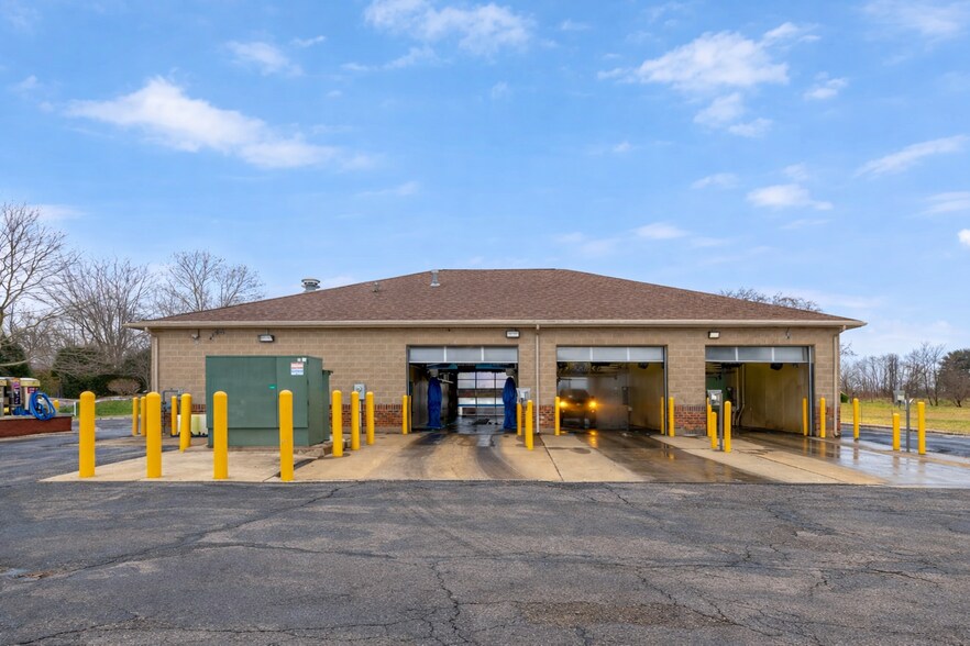 More Photos Of 732 Corylus Dr, Pataskala Carwash For Sale