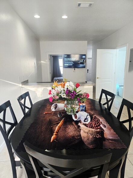 More Photos Of 13610-13612 N 21st St, Tampa Apartments For Sale