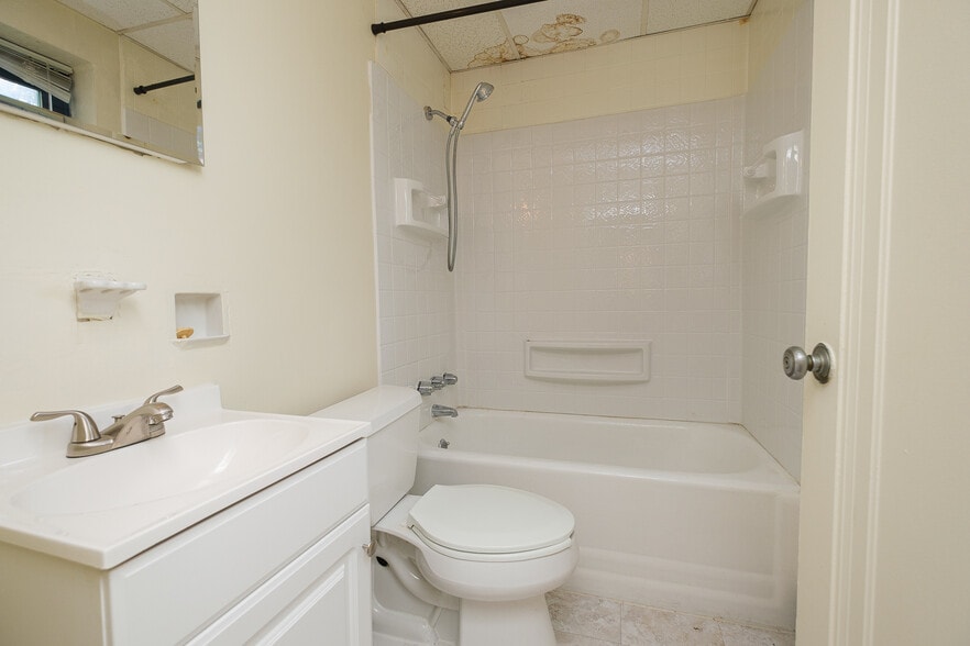 More Photos Of 3336 Brownsville Rd, Pittsburgh Apartments For Sale