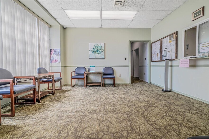 More Photos Of 723 Braddock Ave, Braddock Office For Sale
