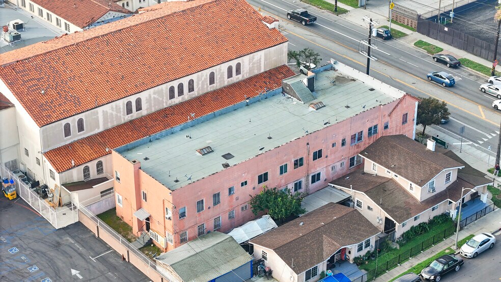 More Photos Of 5606 S Figueroa St, Los Angeles Apartments For Sale