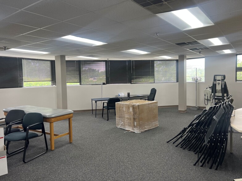 More Photos Of 7505 Greenway Center Dr, Greenbelt Office For Lease