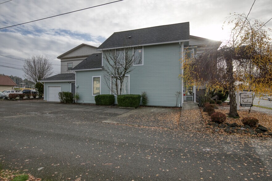 More Photos Of 208 N H St, Aberdeen Office For Sale