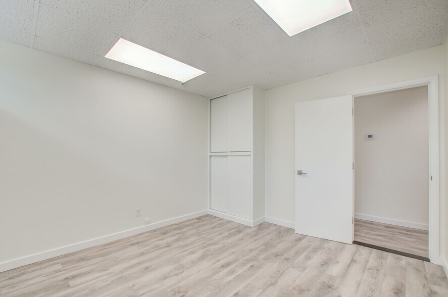 More Photos Of 1010 Burr St, Jackson Medical For Sale