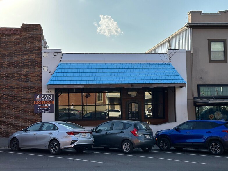 Primary Photo Of 205 N Elm St, Denton Storefront Retail Office For Lease