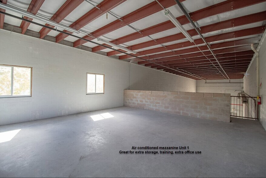 More Photos Of 10951 Harmony Park Dr, Bonita Springs Warehouse For Sale