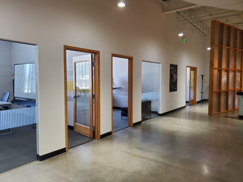 More Photos Of 677 S Colorado Blvd, Denver Office For Sale