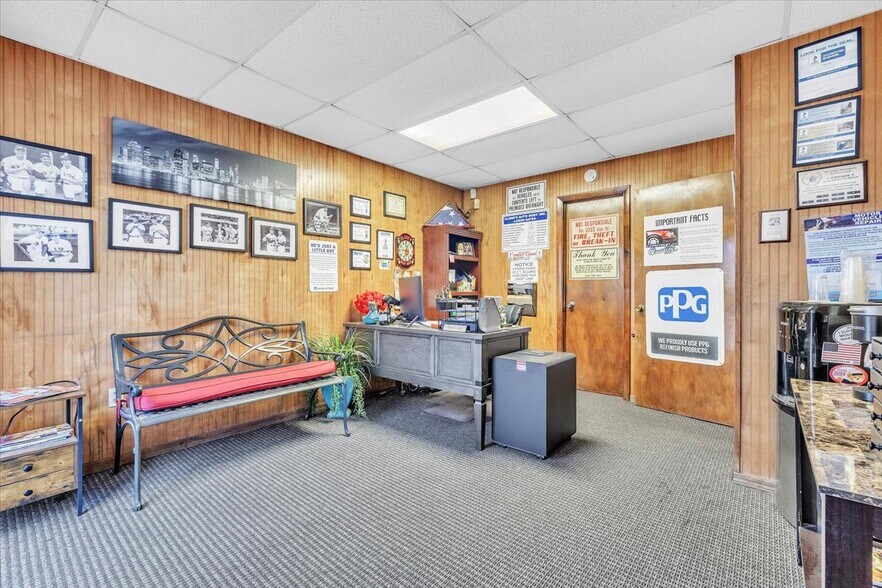 More Photos Of 23415 Janice Ave, Port Charlotte Warehouse For Sale