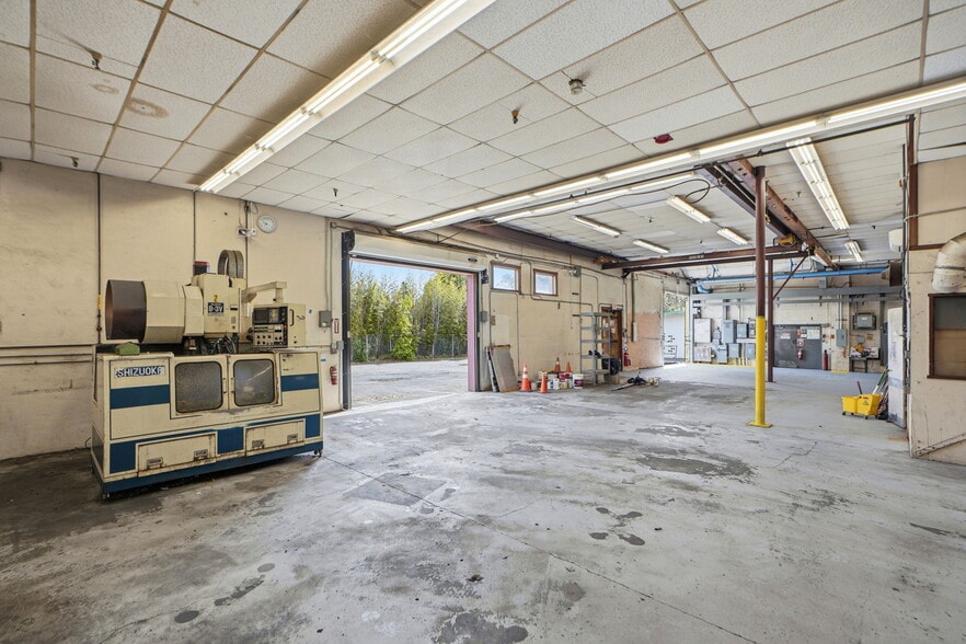 More Photos Of 1420 Healdsburg Ave, Healdsburg Flex For Sale