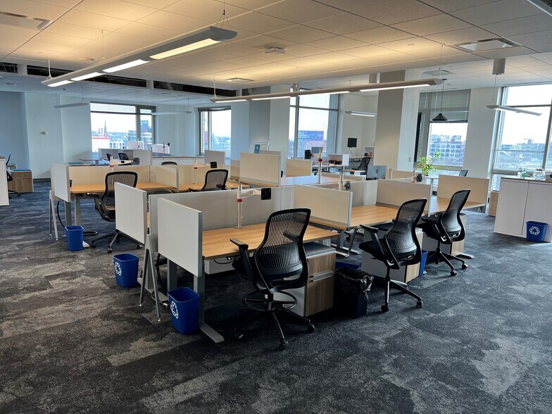 More Photos Of 190 N Independence Mall W, Philadelphia Office For Lease