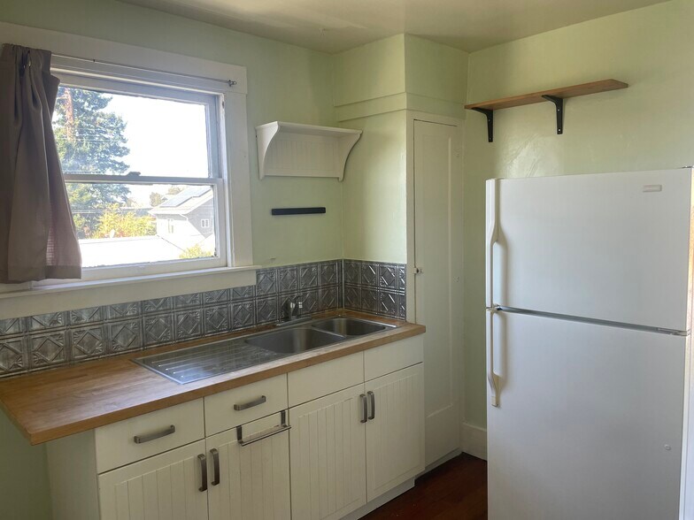 More Photos Of 1239 Berkeley Way, Berkeley Apartments For Sale
