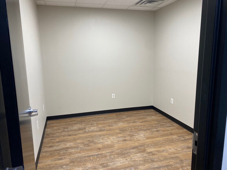 More Photos Of 2261 Denley Rd, Houma Warehouse For Sale