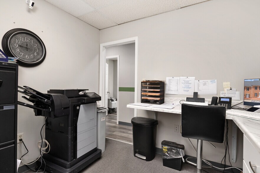 More Photos Of 10294-10300 Baltimore National Pike, Ellicott City Office For Sale