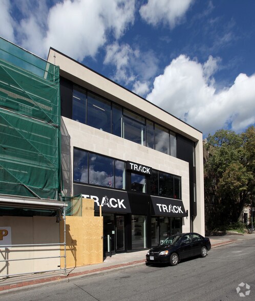 More Photos Of 326 Lonsdale Rd, Toronto Storefront Retail Office For Lease