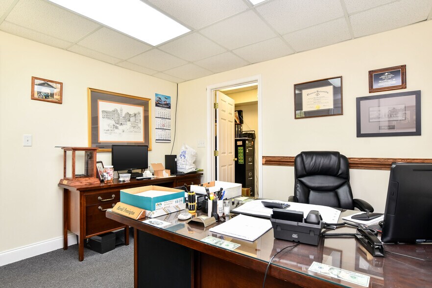 More Photos Of 124 N Charleston St, Blacksburg Warehouse For Sale