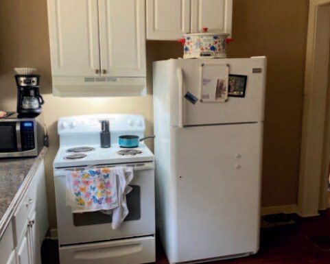 More Photos Of 212 W End Ave, Dickson Apartments For Sale