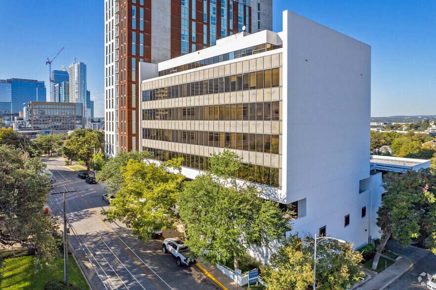 More Photos Of 812 San Antonio St, Austin Office For Lease