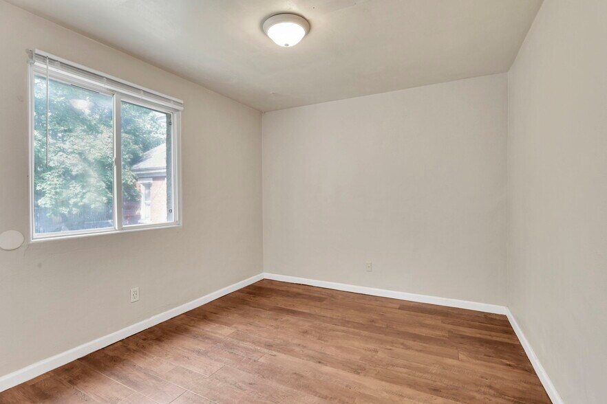 More Photos Of 27 W 8th Ave, Columbus Apartments For Sale