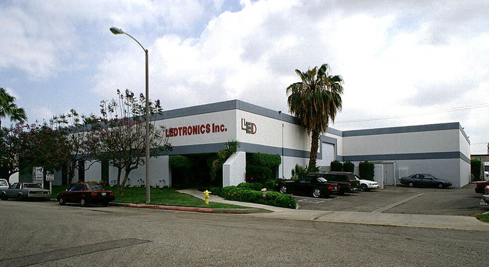 Primary Photo Of 3135 Kashiwa St, Torrance Manufacturing For Lease