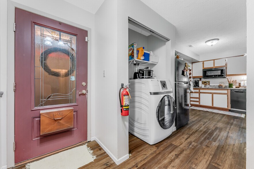 More Photos Of 940 Stewart St, Morgantown Apartments For Sale