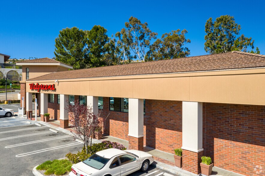More Photos Of 30192 Town Center Dr, Laguna Niguel Drugstore For Lease