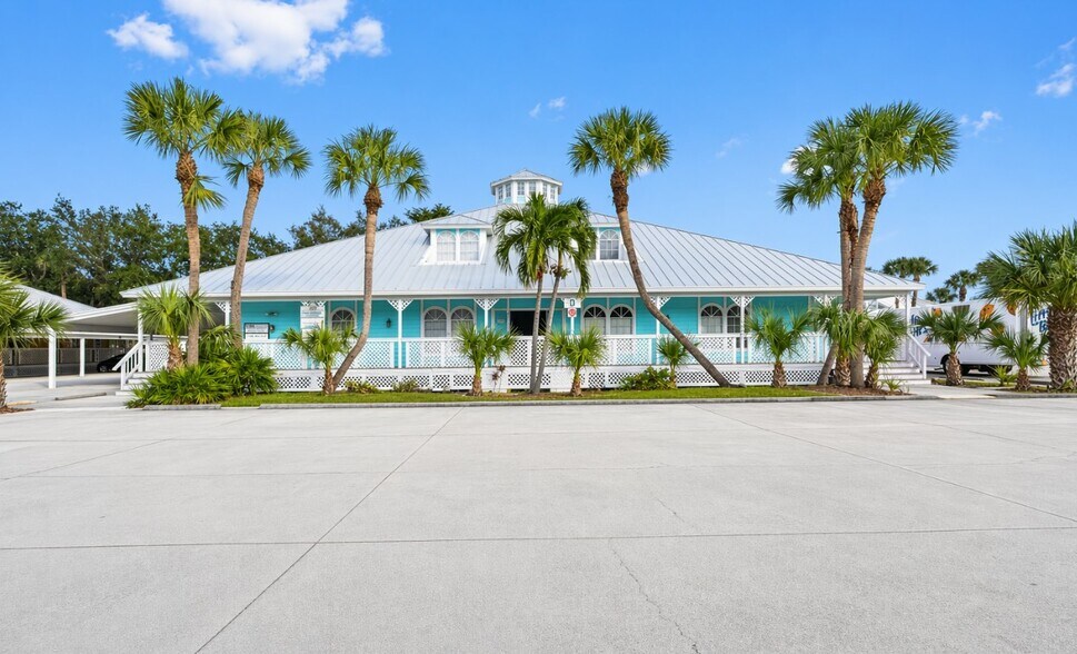 More Photos Of , Fort Myers Office For Sale