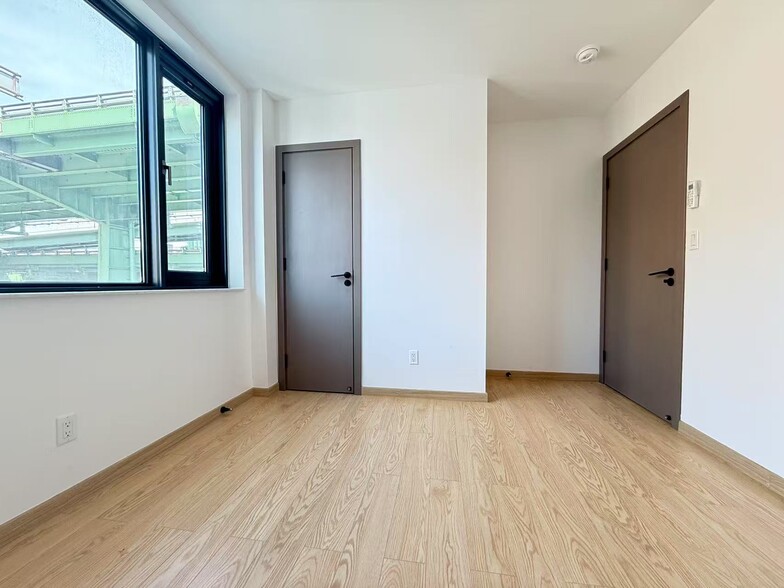 More Photos Of 6002-6020 3rd Ave, Brooklyn Apartments For Sale