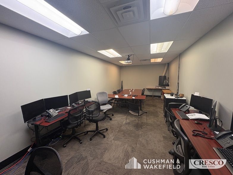 More Photos Of 4299 Cranwood Pky, Warrensville Heights Warehouse For Sale