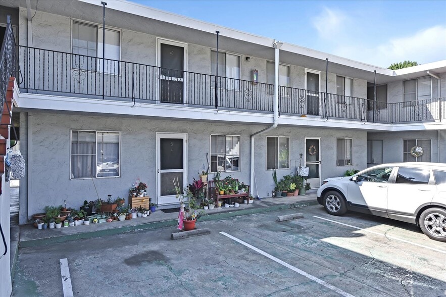 More Photos Of 3047 David Ave, San Jose Apartments For Sale