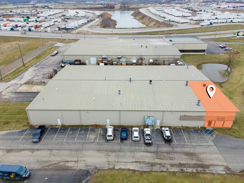 More Photos Of 5551 S Belmont Ave, Indianapolis Warehouse For Lease