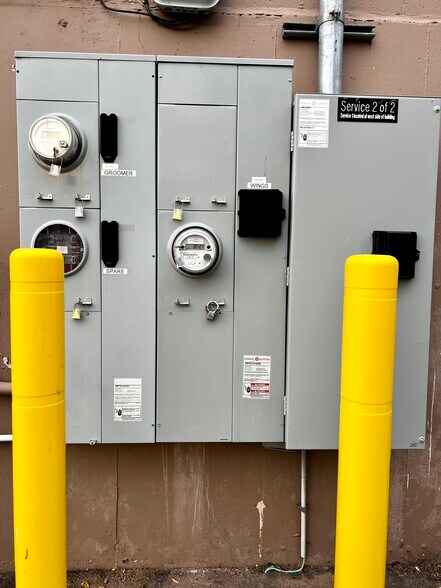 More Photos Of 688 Washington St, Middletown Freestanding For Lease