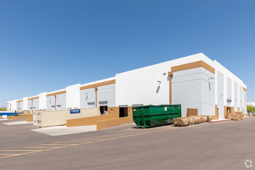 More Photos Of 325 E Pinnacle Peak Rd, Phoenix Unknown For Lease