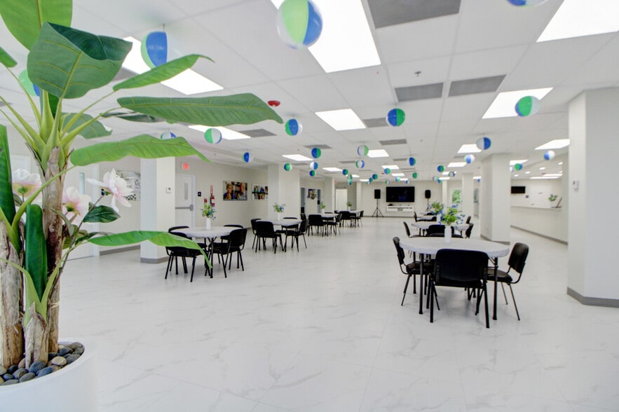 More Photos Of 304 N Krome Ave, Homestead Medical For Lease