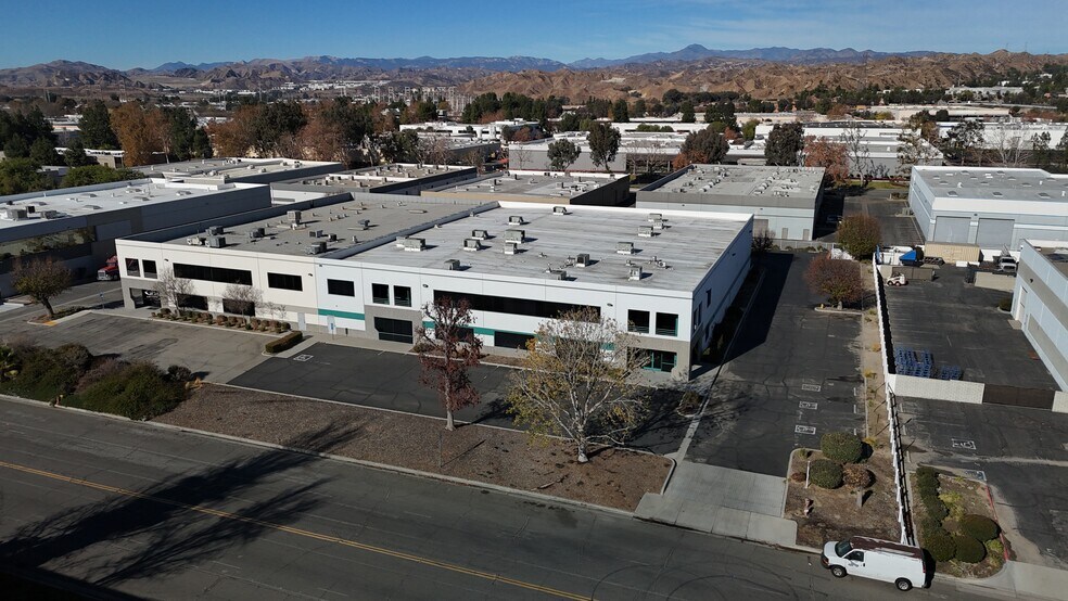 More Photos Of 24833 Anza Dr, Valencia Warehouse For Lease