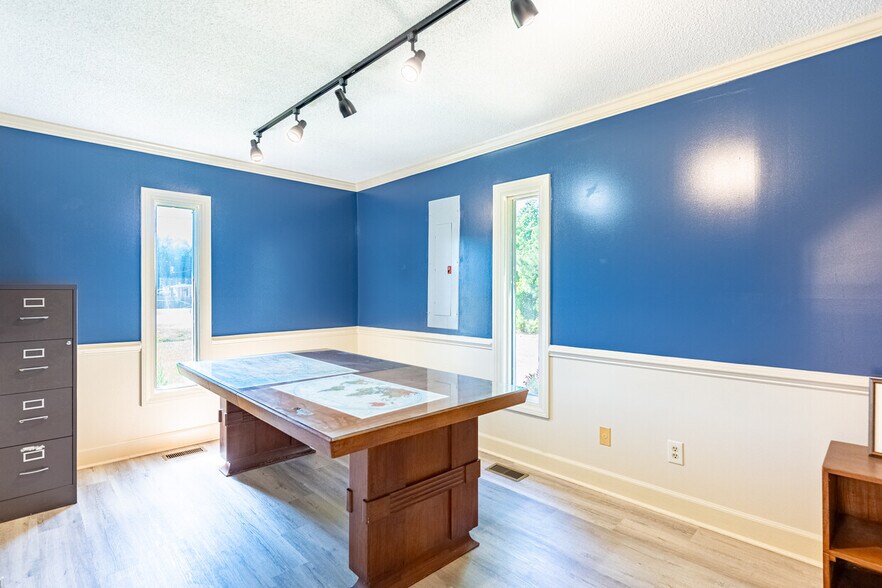 More Photos Of 4334 S Hathaway Blvd, Rocky Mount Medical For Lease