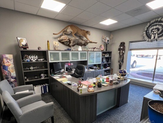 More Photos Of 1800 Scherer Pky, Saint Charles Manufacturing For Lease