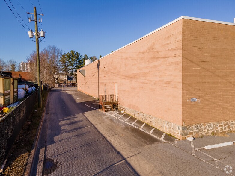 More Photos Of 4402-4404 Sentry Dr, Tucker Refrigeration Cold Storage For Lease