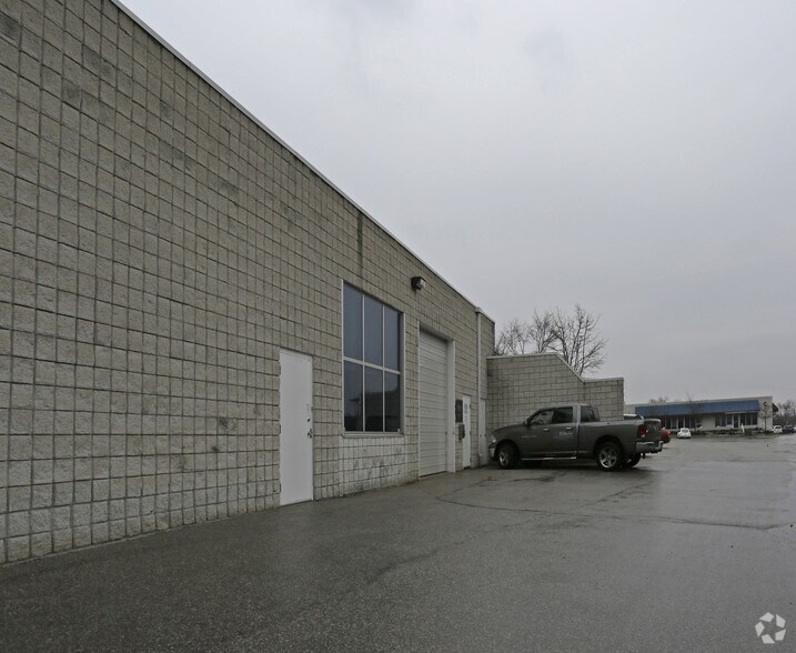 More Photos Of 490 Dutton Dr, Waterloo Warehouse For Sale