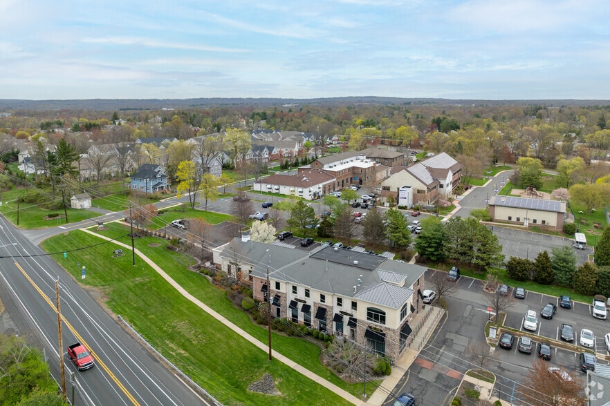 More Photos Of 21 NJ-31, Pennington General Retail For Lease