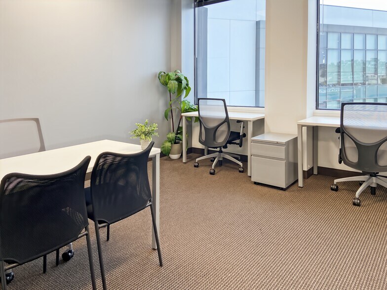 More Photos Of 21515 Hawthorne Blvd, Torrance Coworking Space