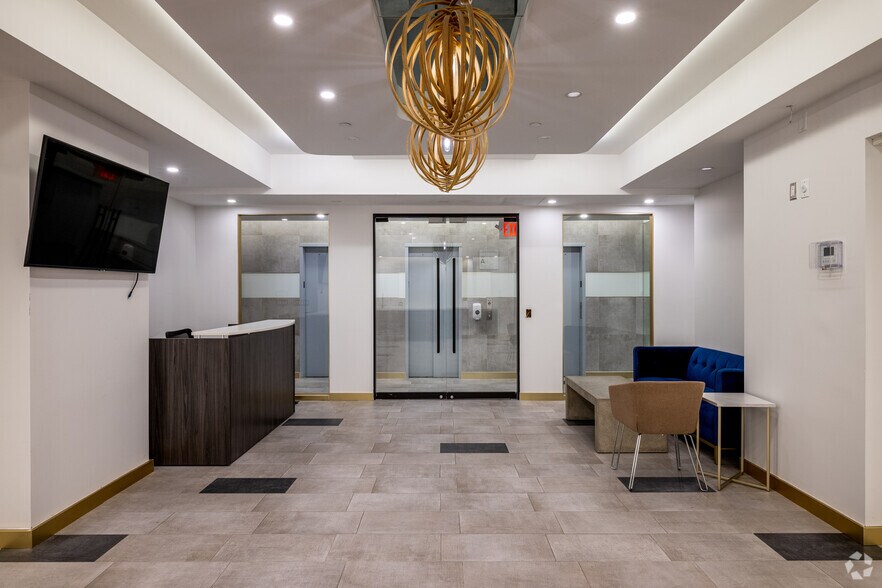 More Photos Of 15 W 38th St, New York Coworking Space