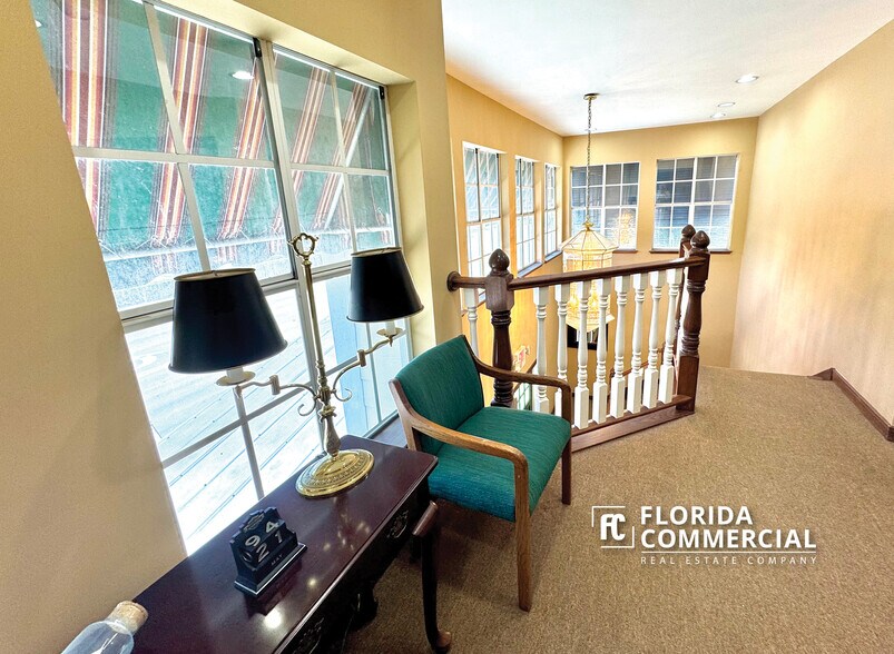 More Photos Of 1115 SE Ocean Blvd, Stuart Office Residential For Sale