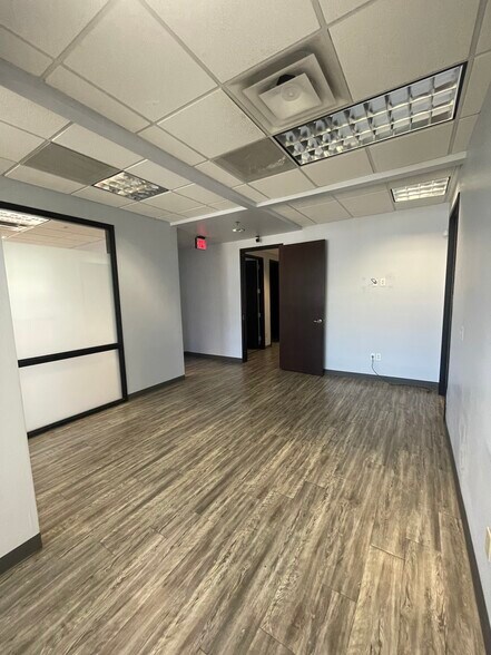 More Photos Of 6515 S Rural Rd, Tempe Office For Sale