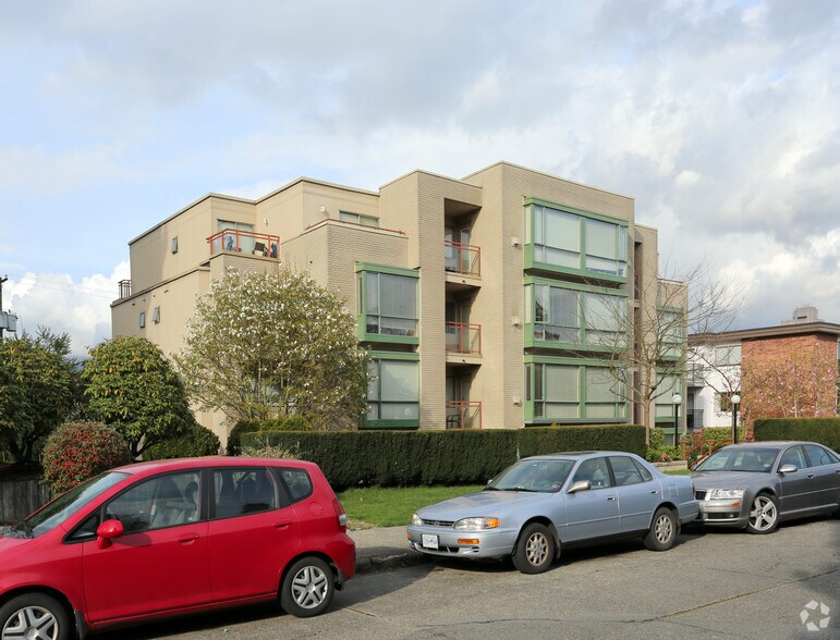 Primary Photo Of 1239 W 14th Ave, Vancouver Apartments For Sale