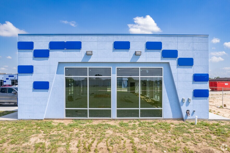 More Photos Of 31390 FM 2920, Waller Office For Lease
