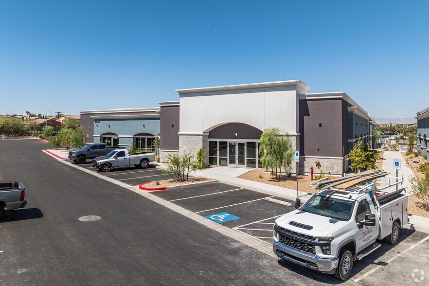 More Photos Of 2940 W Horizon Ridge Pky, Henderson Medical For Lease