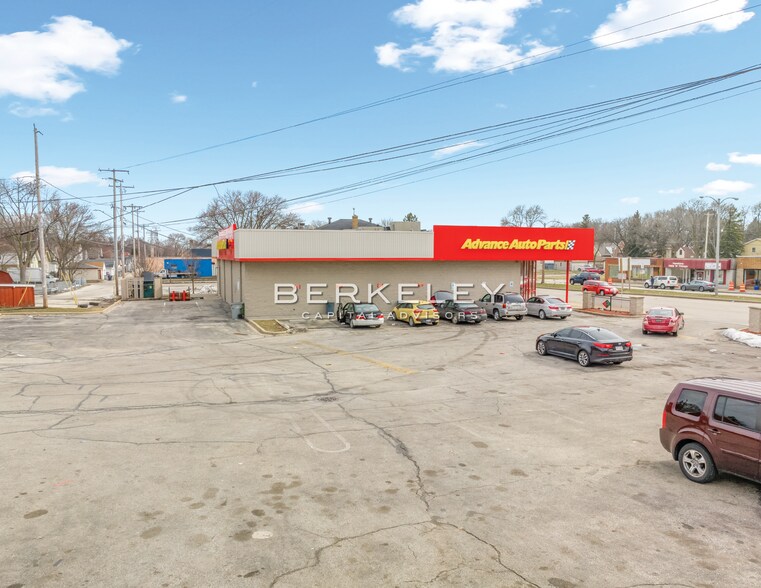 More Photos Of 4934 W Fond Du Lac Ave, Milwaukee Freestanding For Lease