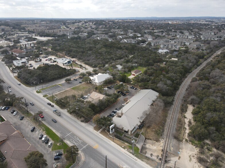 More Photos Of 12227 Huebner Rd, San Antonio Freestanding For Lease